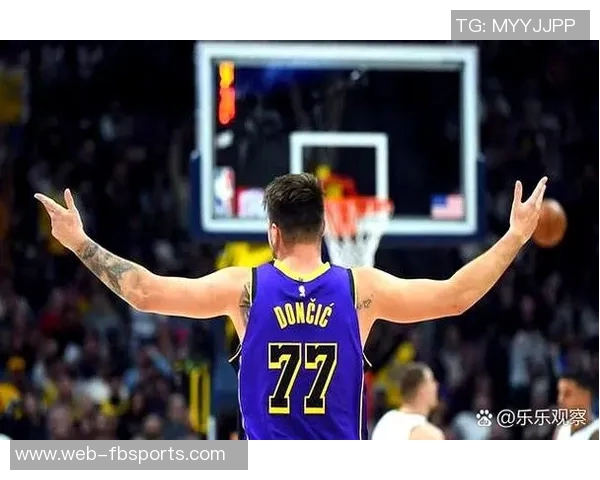 雷迪克称赞东契奇与里夫斯默契配合将提升进攻活力