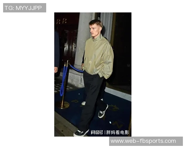 阿森纳聚餐神秘人物引关注全副武装鞋子帽子总值1360镑 阿森纳聚餐神秘人物引关注全副武装鞋子帽子总值1360镑