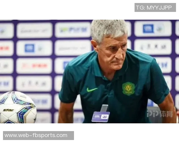 肖赧分析塞蒂恩与拉米罗执教理念分歧及争执背后的原因与影响 肖赧分析塞蒂恩与拉米罗执教理念分歧及争执背后的原因与影响