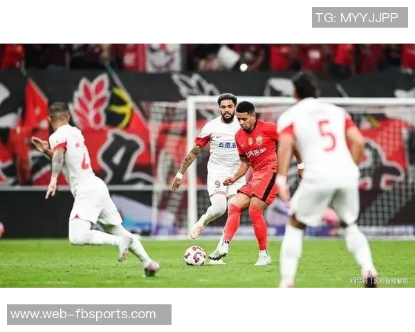 亚冠赛事分析成都遭首尔逆袭海港客场失利回顾