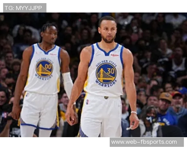 库里谈库明加表现:适度分析更有利于球员成长与团队发展 库里谈库明加表现:适度分析更有利于球员成长与团队发展