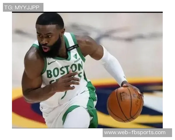 杰伦布朗弧顶三分精准回应个人得分已突破30分展现强大实力