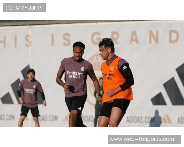 世体报道阿森西奥出战黄潜存疑阿拉巴有望复出迎战